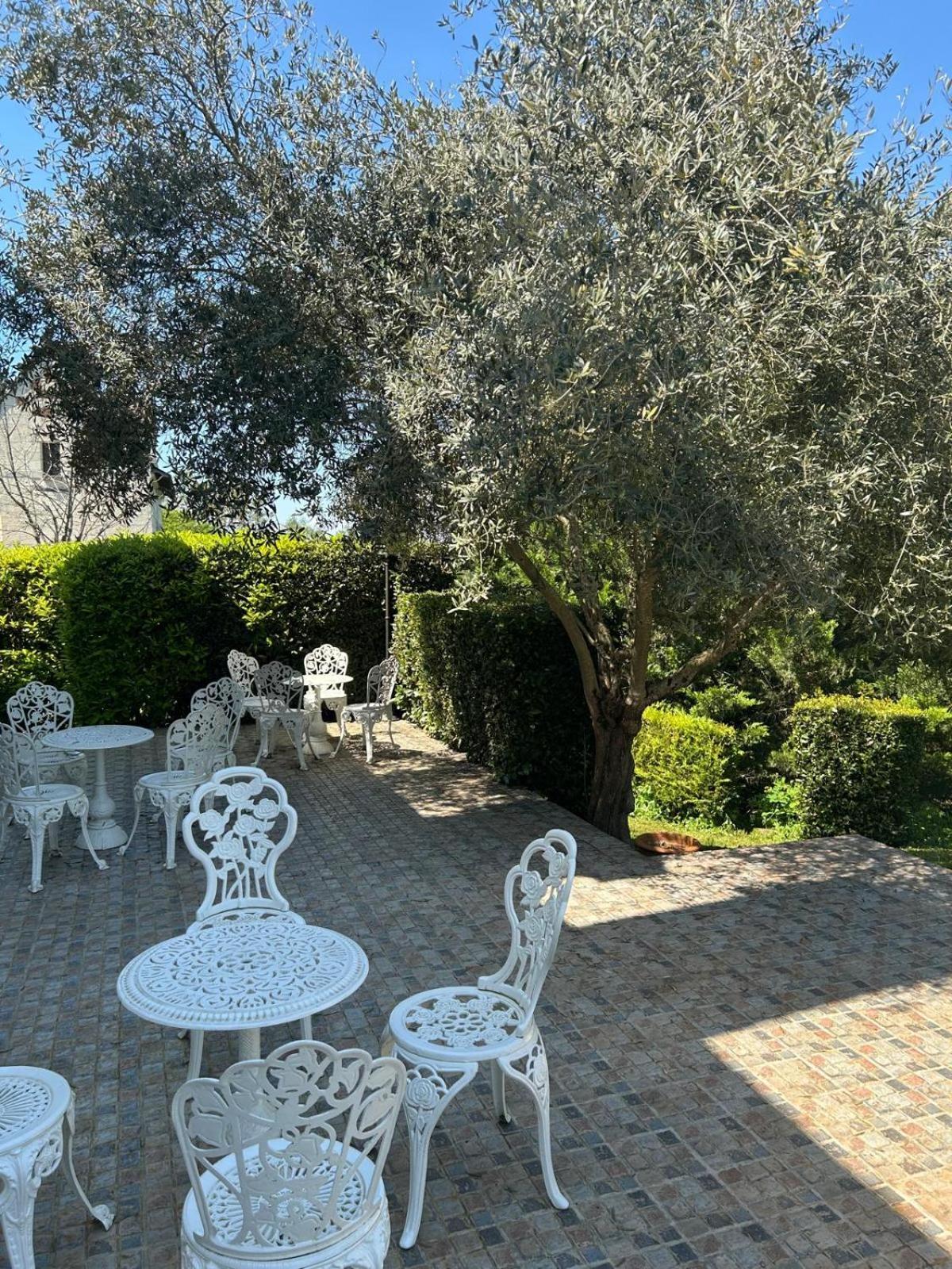 Hotel Logis Demeure De La Vignole 3*